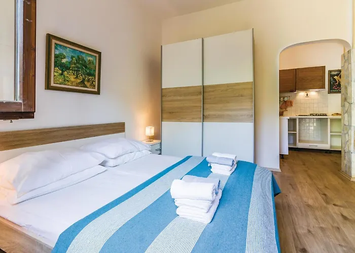 Appartamento Stunning In With Wifi Pola
